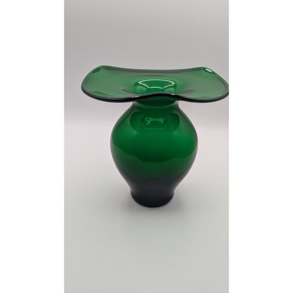 Vintage Wide Rim Green Glass Blown Vase. 7" tall - Picture 2 of 6